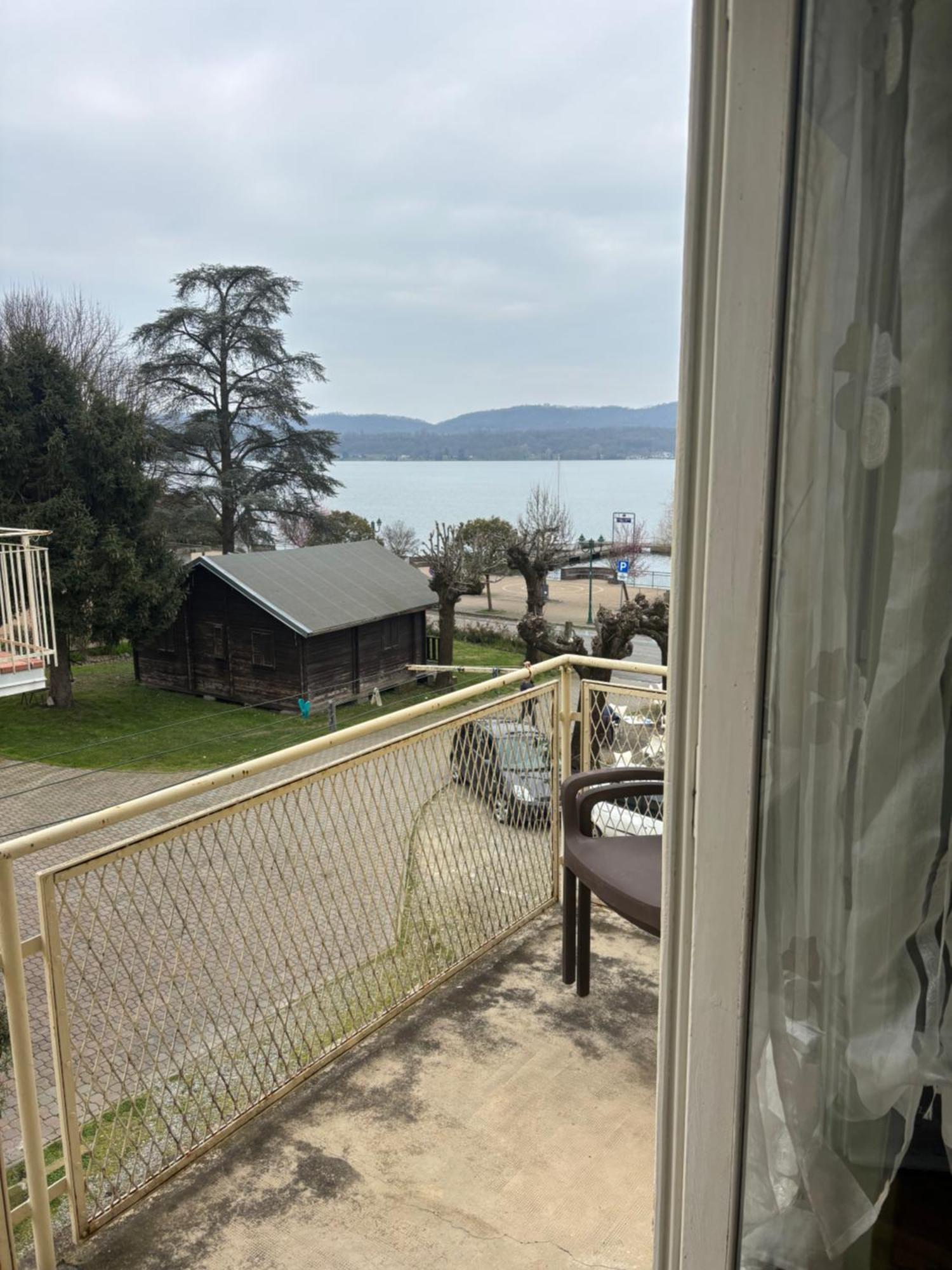 Greenappartament Del Lago Viverone Exteriör bild